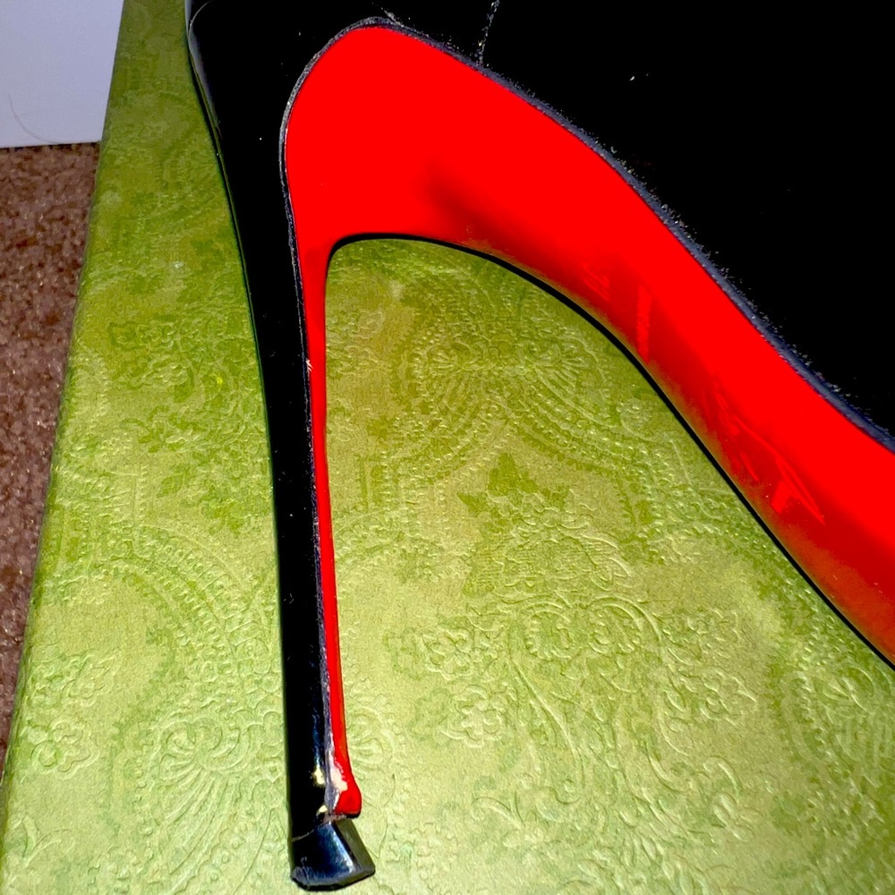 Genuine patent leather Christian Louboutin So Kate in size 38 - Picture 2 of 7